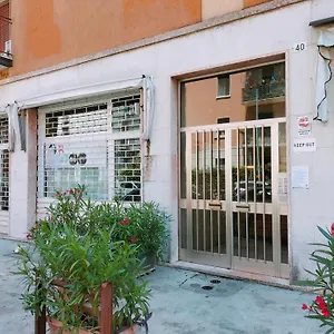 Apartment Civico40 Luminoso Con Balconi E Garage Privato