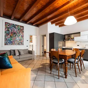  Holiday home Mirko