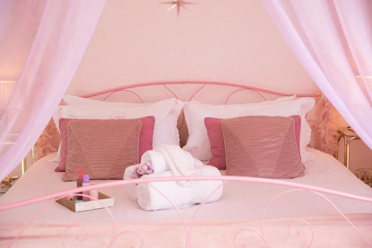 Villetta Tinmar Barbie House ורונה בית נופש