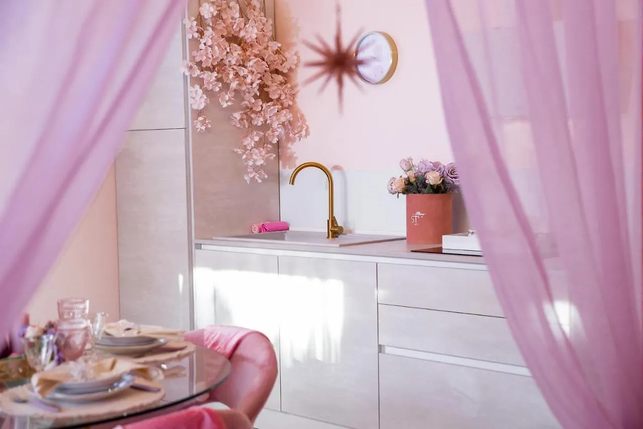 בית נופש Villetta Tinmar Barbie House ורונה
